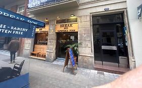 Break Bcn - Hostal & Coffeebar